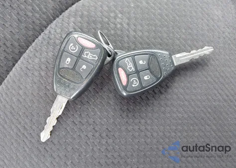 2012 Chrysler 200 Touring из США, поврежденный, VIN 1C3CCBBB5CN299351